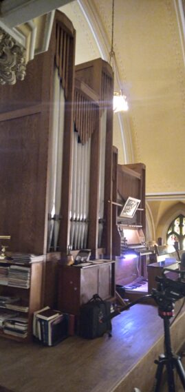 Organ Front