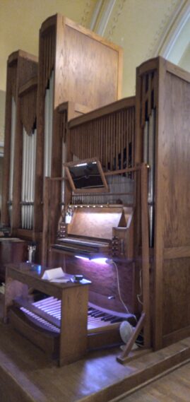 Organ Front